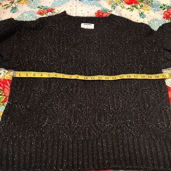NWT Old Navy fuzzy, shiny sweater size large. Black and silver - Picture 7 of 8